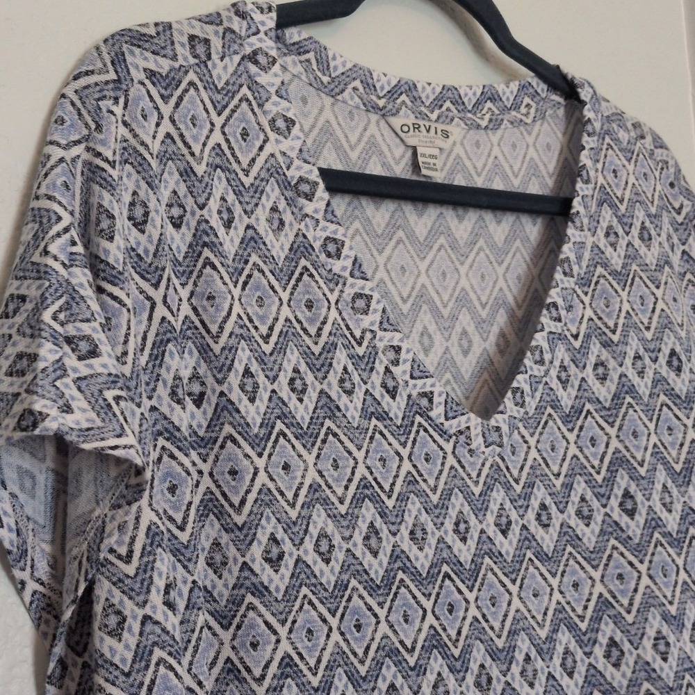 Plus Size Orvis Top Women XXL Blue Geometric Diamond V-Neck Short Sleeve Knit